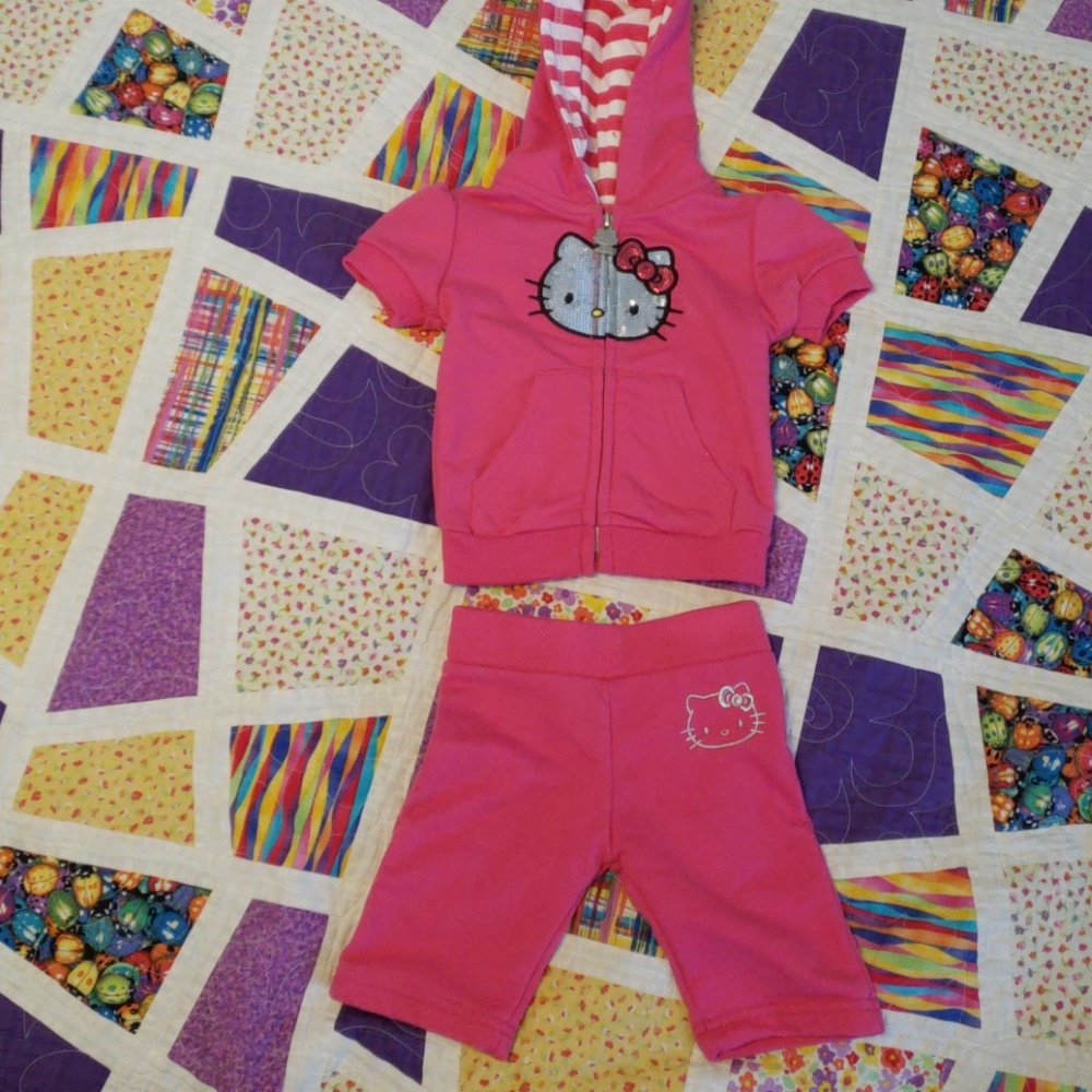 Hello Kitty toddler sweatsuit